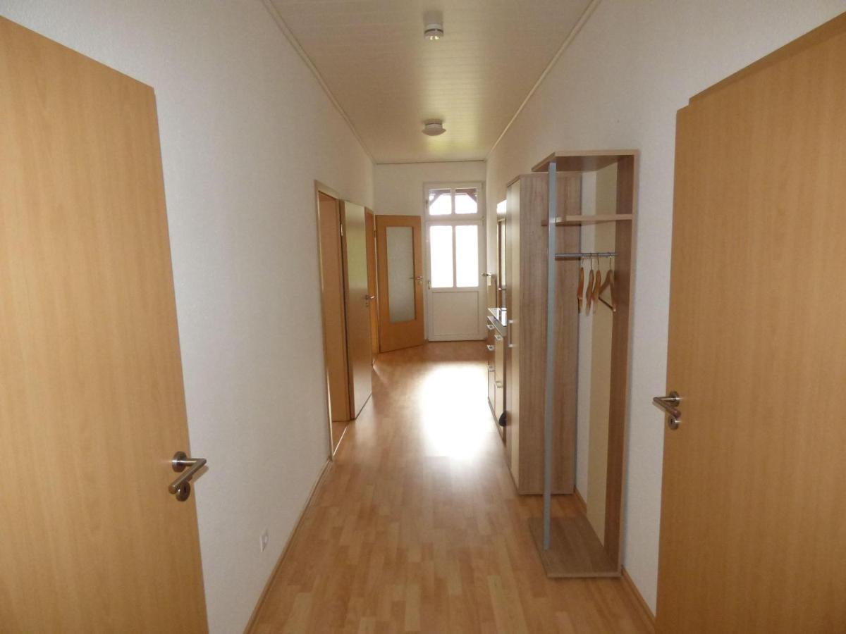 Sonnige-Ferienwohnung-100Qm-Im-1-Obergeschoss-Der-Villa-Walhall-In-Einem-Parkaehnlichen-Garten Sellin  Dış mekan fotoğraf